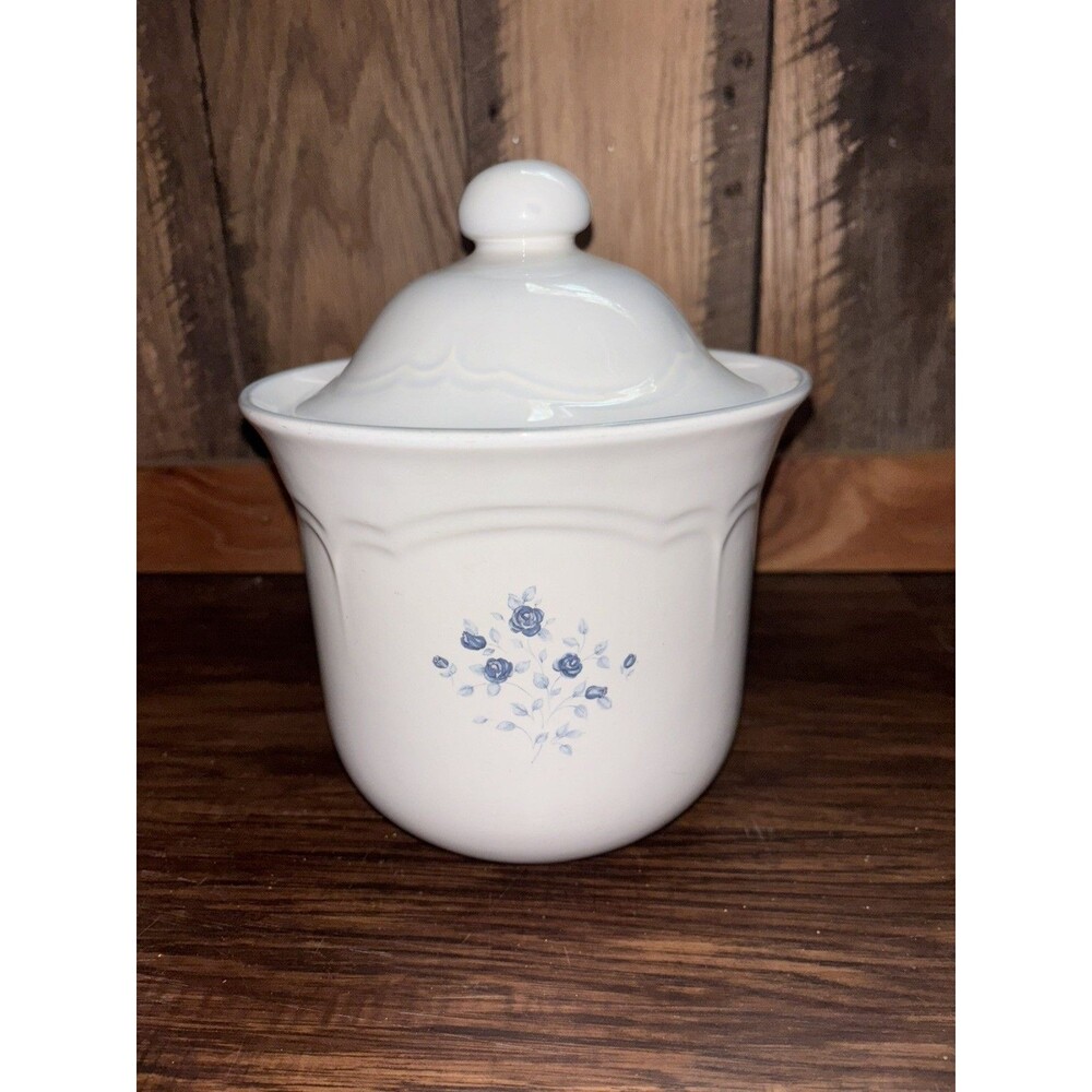 Pfaltzgraff Poetry Glossy Canister 6”